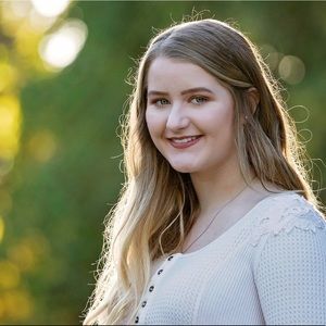 Meet your Posher, Alissa